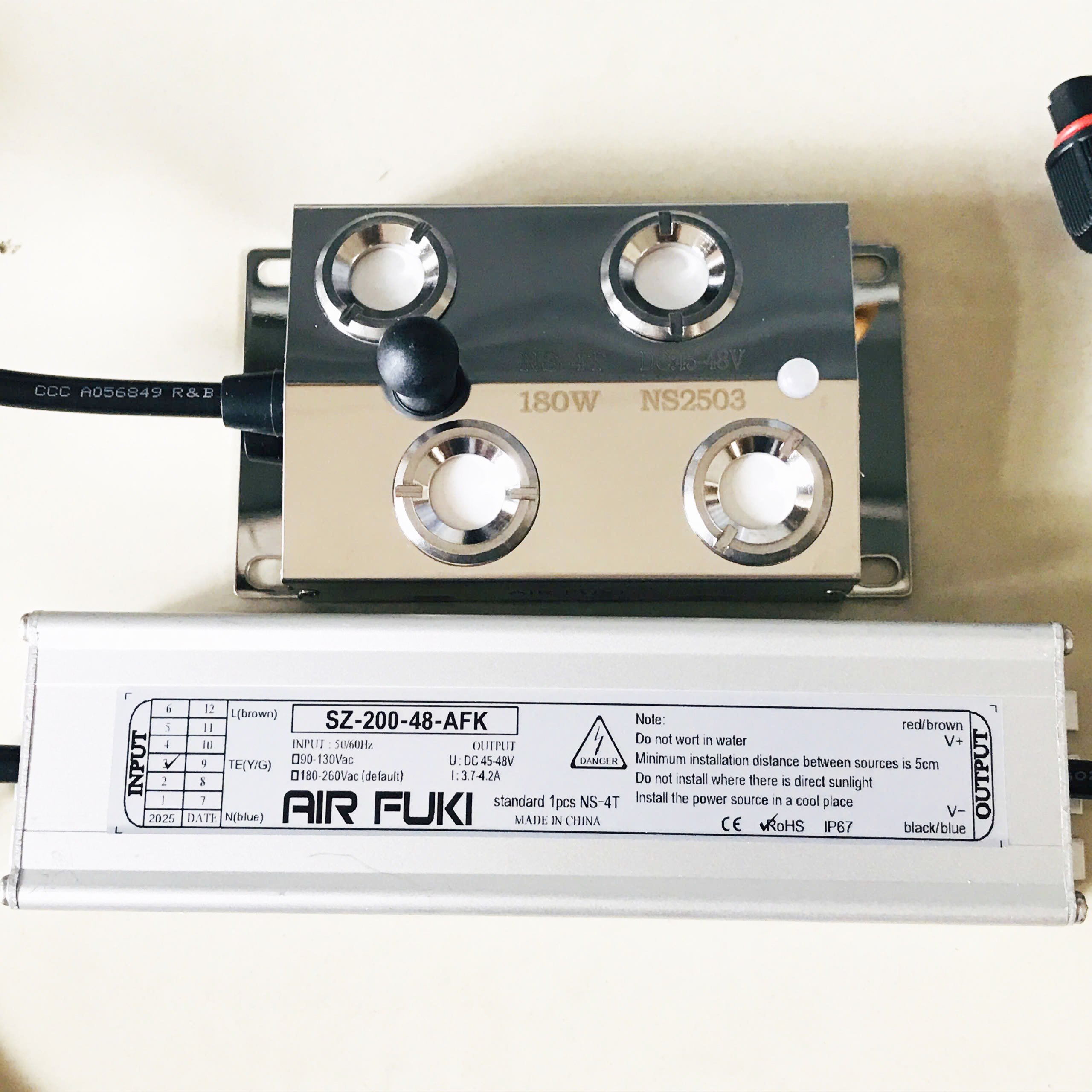 Bộ máy tạo sương 4 mắt